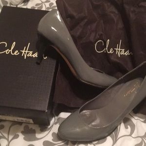 Kitten paten grey pumps